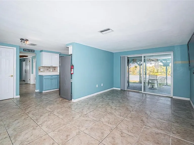 3627 Grayton Dr — Photo 11