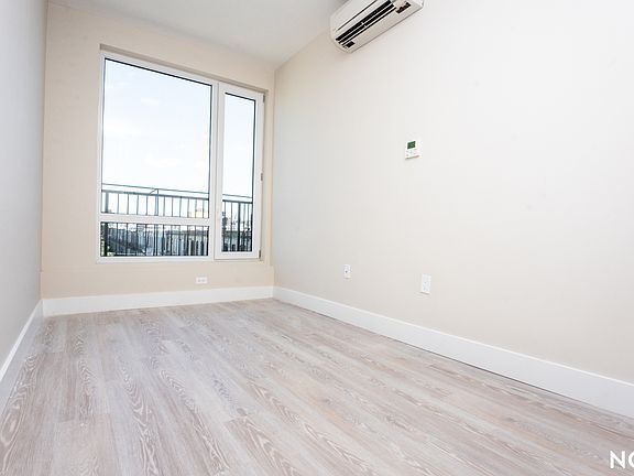 2nd image of 373 Knickerbocker Ave #4K