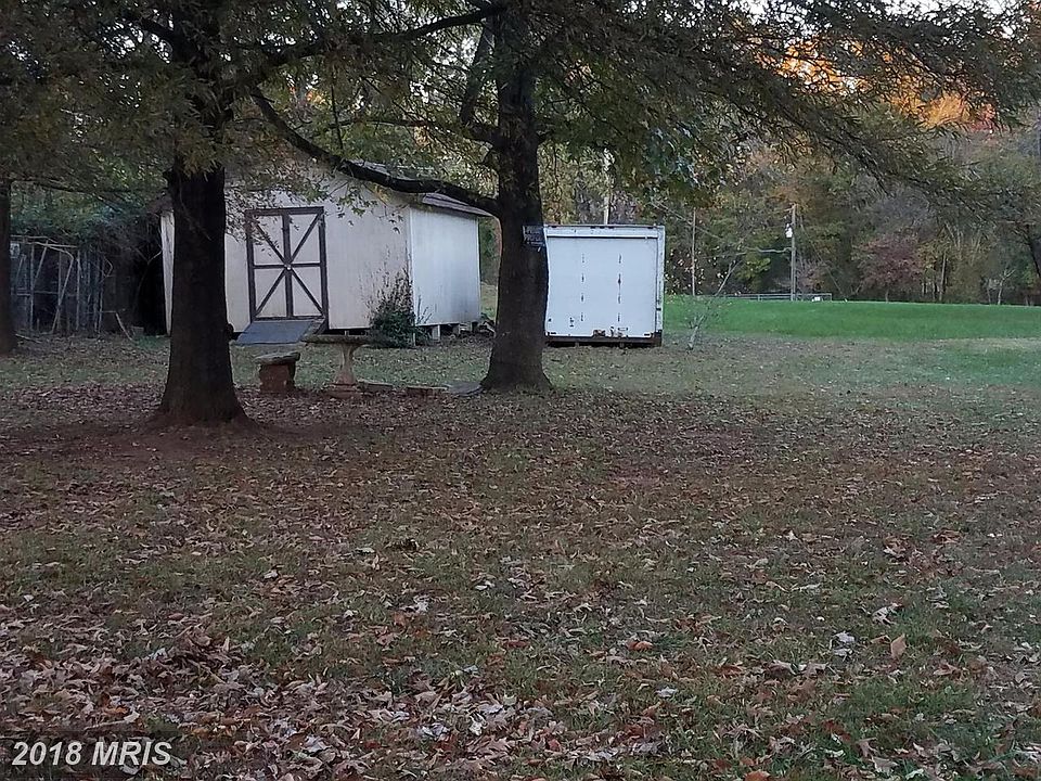 2nd image of 9050 Westchester Dr