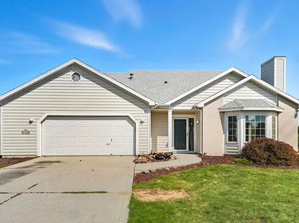 9208 Olmston Dr, Fort Wayne, IN 46825