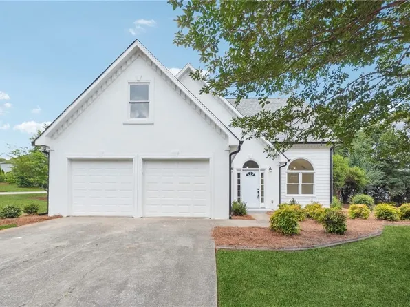 5834 Millers Pond Ln, Powder Springs, GA 30127