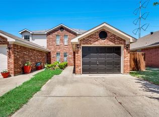 1027 Enfilar Ln, Arlington, TX 76017