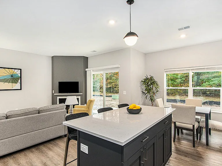 SummitTownhomes_3Bedrooms_KitchenLivingRoom