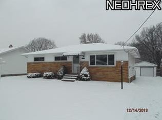 11054 Westborough Rd, Parma Heights, OH 44130