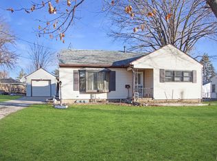 520 E Spring St, Princeville, IL 61559