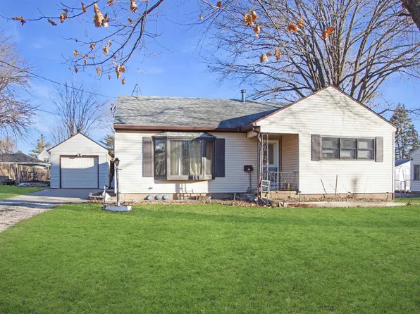 520 E Spring St, Princeville, IL 61559