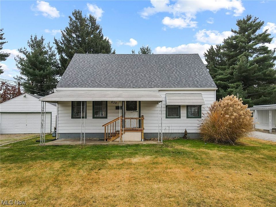 1st image of 832 Merrick Ave