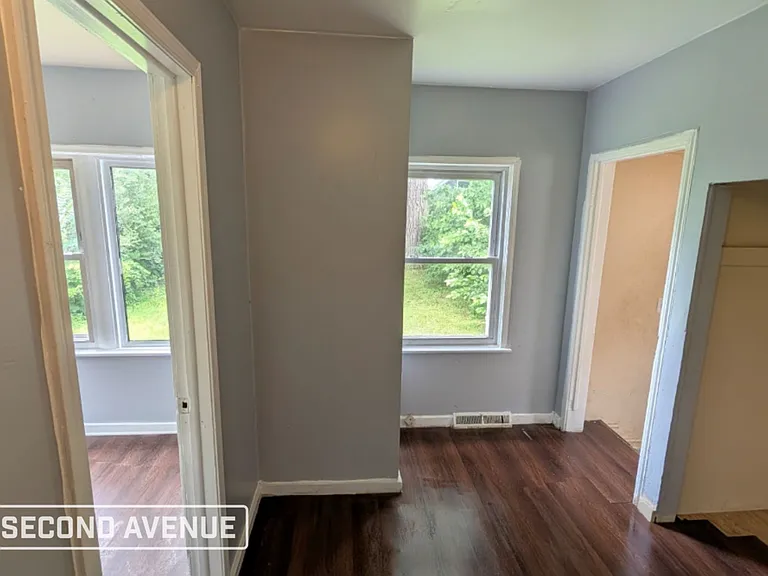 12436 S Princeton Ave — Photo 6