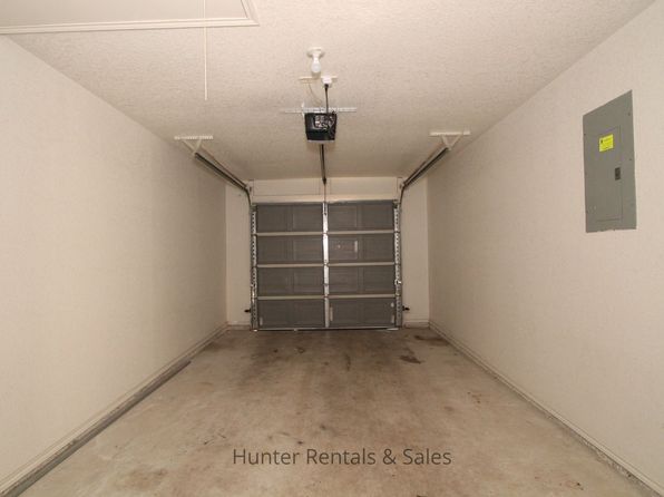 302-A Jeff Gordon Dr