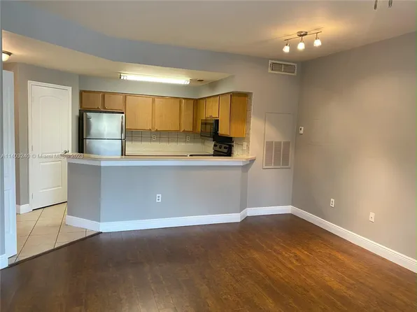 2445 SW 18th Ter APT 617, Fort Lauderdale, FL 33315
