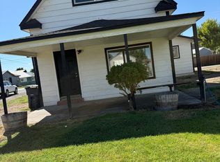 923 S 11th St, Sunnyside, WA 98944