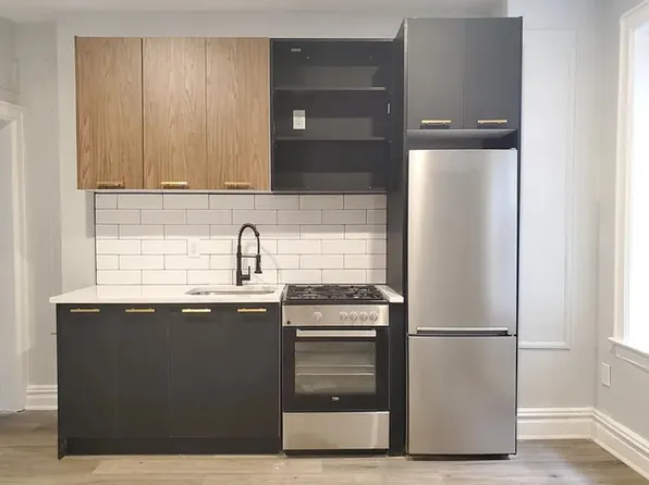 3139 Kennedy Boulevard image 1 of 6