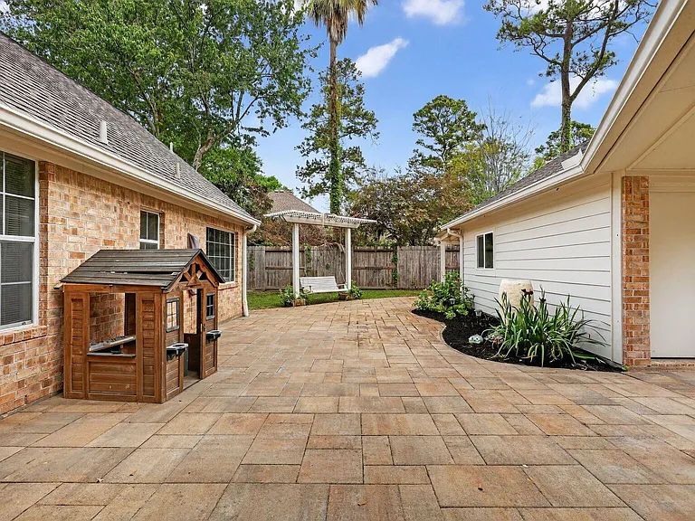 3614 Cedar Glen Ln — Photo 24