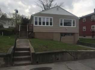 124 Houghton St, Worcester, MA 01604