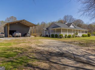 647 Pine Valley Rd, Meansville, GA 30256