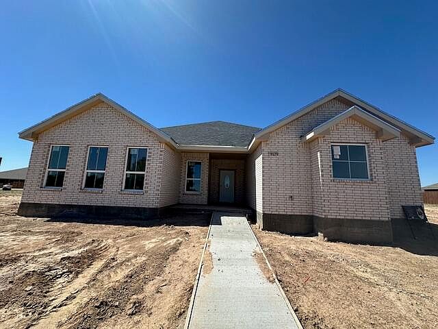 1st image of 1909 S Concho Dr