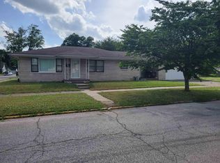 1115 College Ave, Vincennes, IN 47591