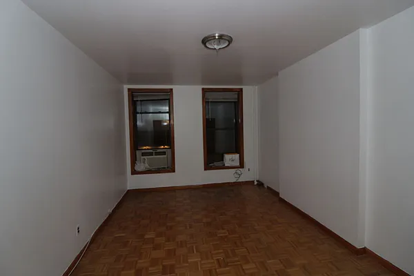 Rented by Proper Real Estate, LLC | media 20