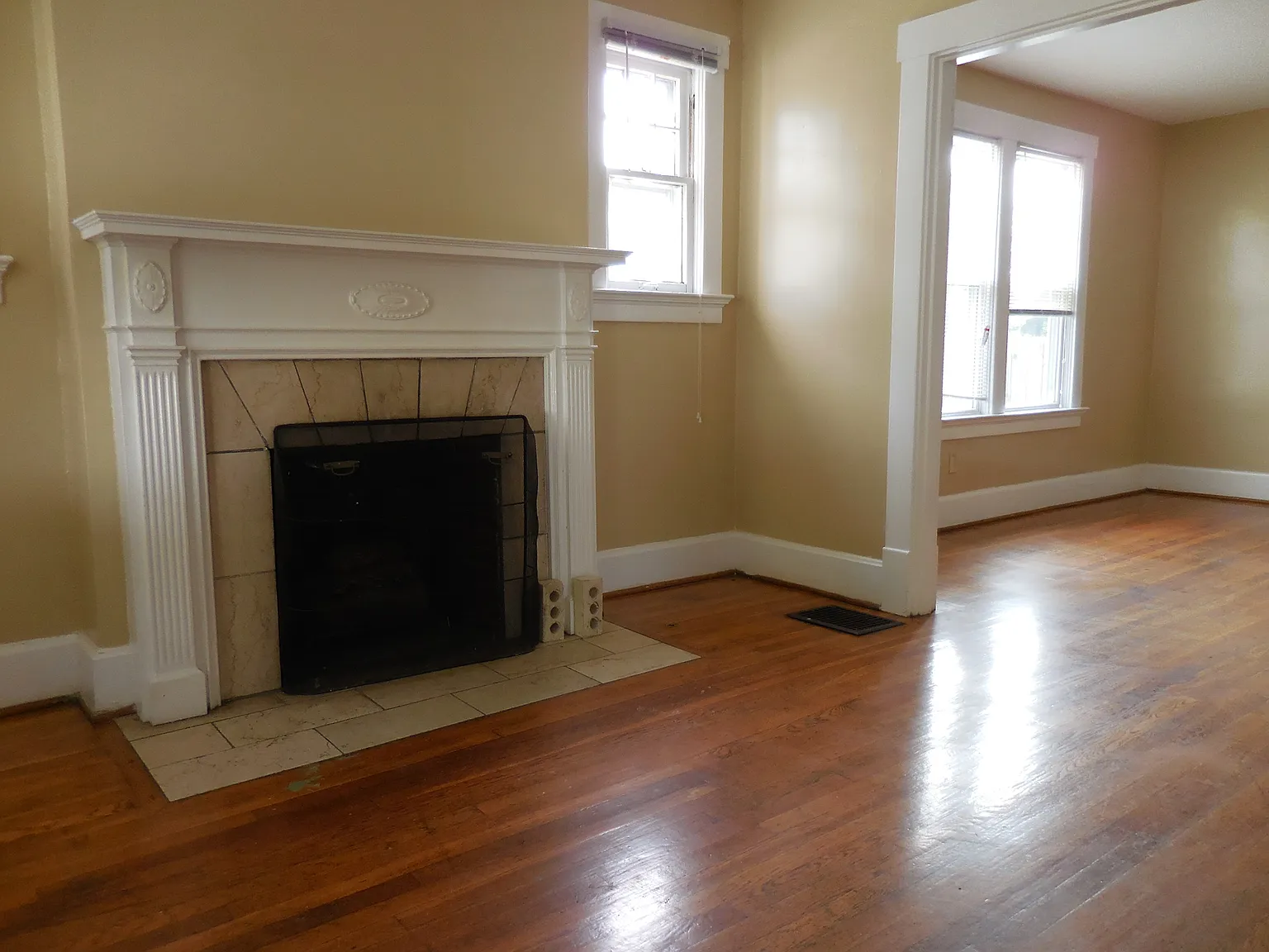 1211 Crescent Avenue - A — Photo 1