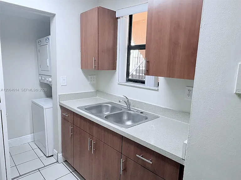 500 NW 114th Ave #101 — Photo 5