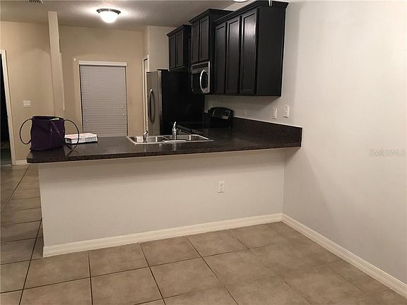 4th image of 3141 Windleshore Way