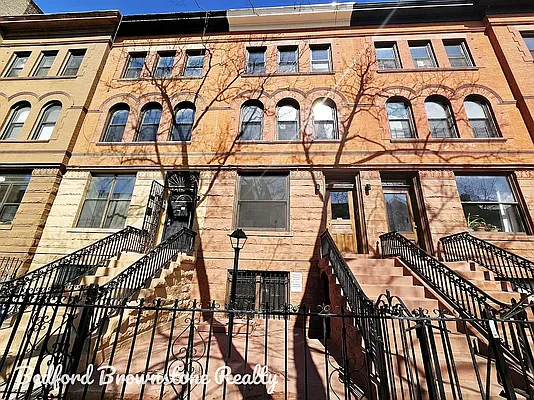 Rented by Bedford Brownstone Realty | media 24