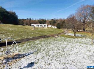 166 Berry Farm Rd, Staunton, VA 24401