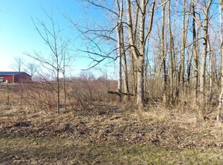 E Main St, Maple Rapids, MI 48853