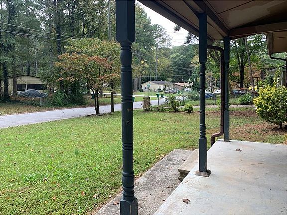 2nd image of 744 Kennesaw Dr