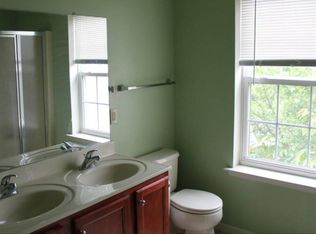 6961 Hunt Dr, Macungie, PA 18062