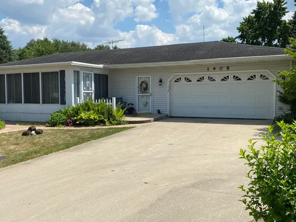 1408 Apple Ln, Niles, MI 49120