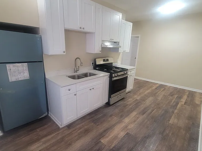 2919 W 24th Blvd #2A — Photo 2