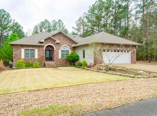 14 Lejos Ln, Hot Springs Village, AR 71909