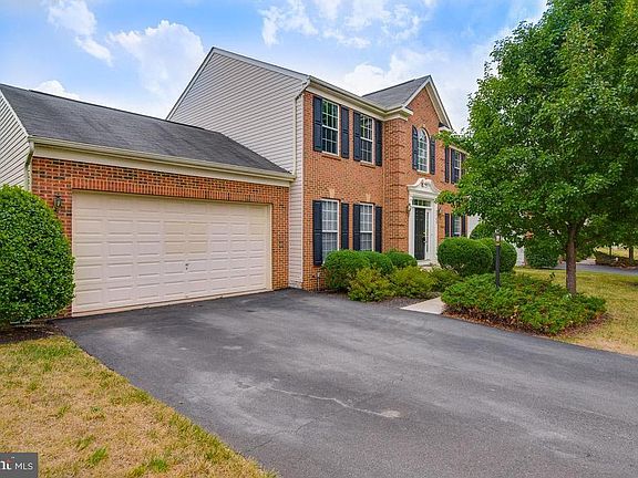 2 Car Garage