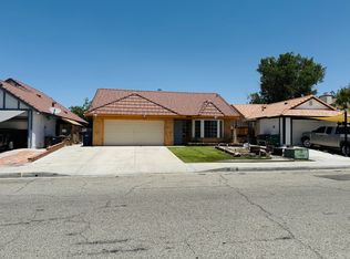 5119 Essex Dr, Palmdale, CA 93552