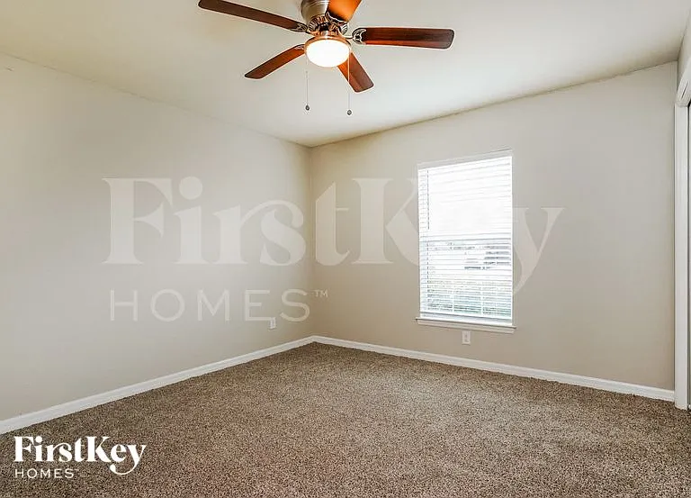 3032 NW 6th Ave — Photo 12