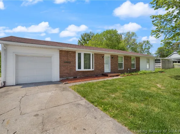 1345 Monroe Street, Charlestown, IN 47111
