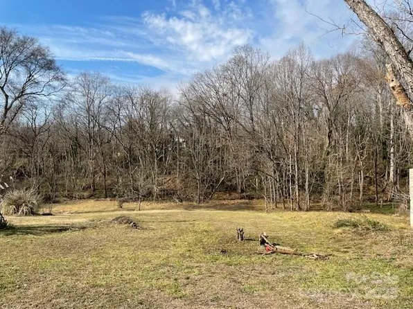 244 S Caldwell Ave, Newton, NC 28658