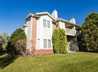 4893 S Forest Ridge Dr #23, New Berlin, WI 53151