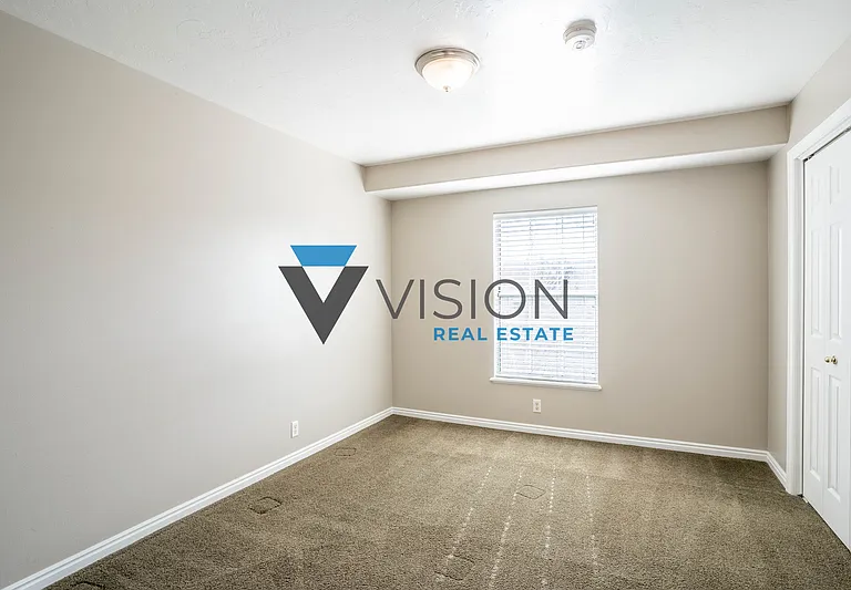 909 N 500 W #12 — Photo 13