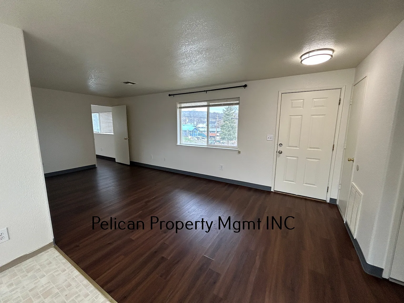 2124 Modoc St — Photo 3