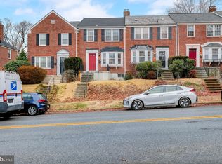 126 Stevenson Ln, Baltimore, MD 21212