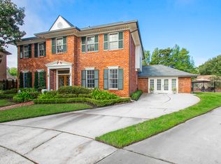 10 Oak Aly, Metairie, LA 70002