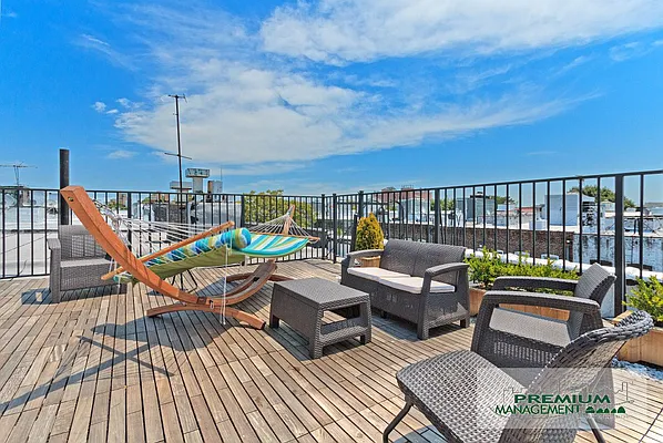 Rented by Nooklyn NYC LLC | media 14