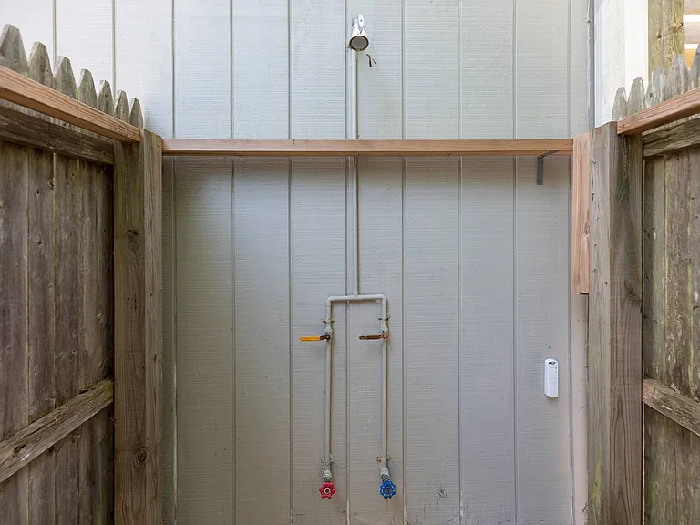 175 Warfield Way — Photo 17
