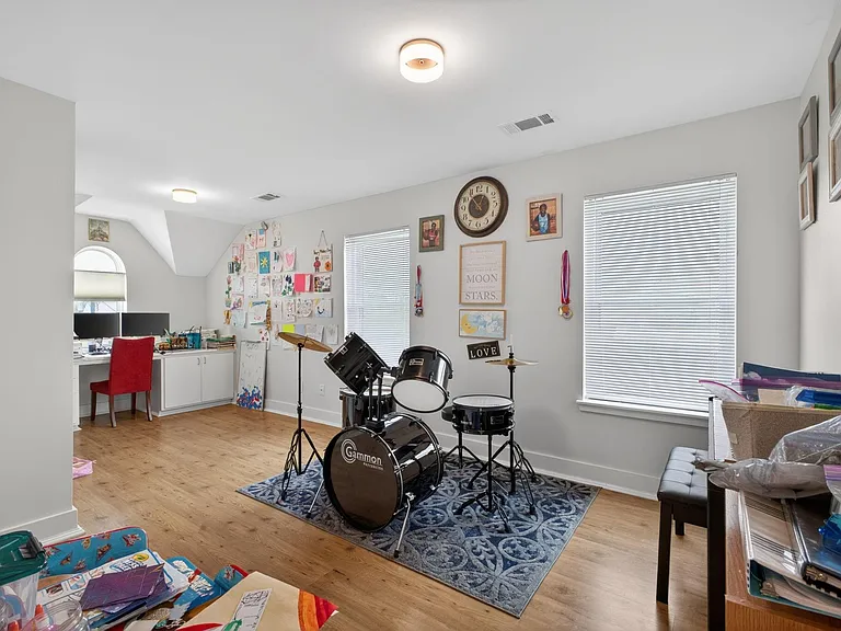 5207 Cornish St — Photo 29