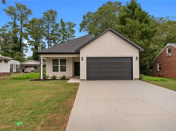 318 W Fredericks St, Anderson, SC 29625