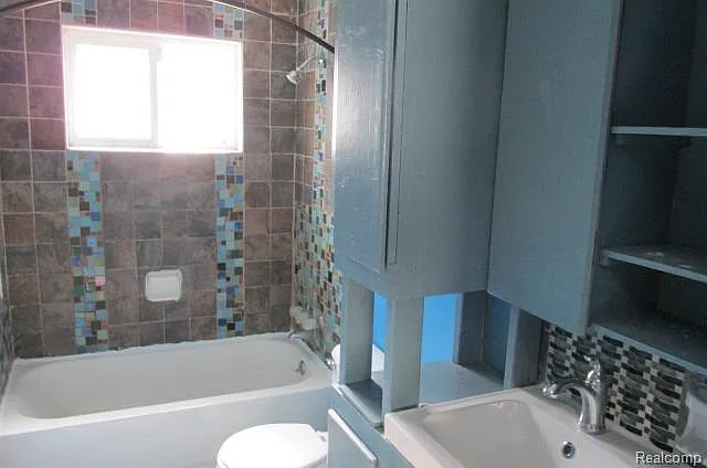 26273 Eton Ave — Photo 6