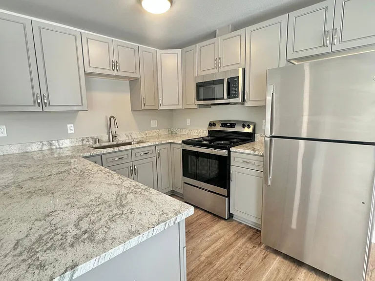 221 E 12th Ave #9 — Photo 1