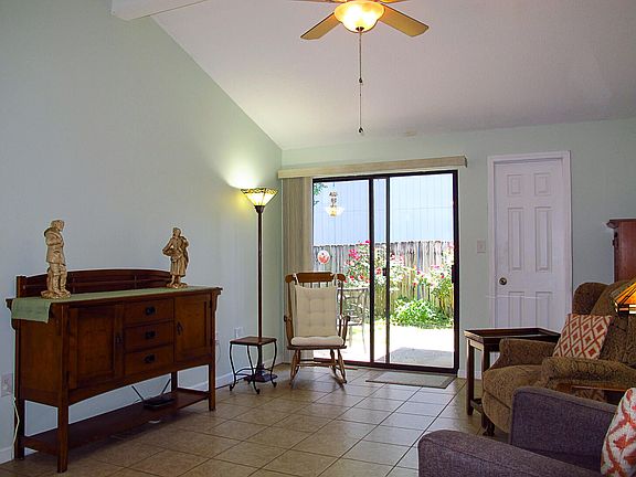 5th image of 1702 Brighton Cv Unit B